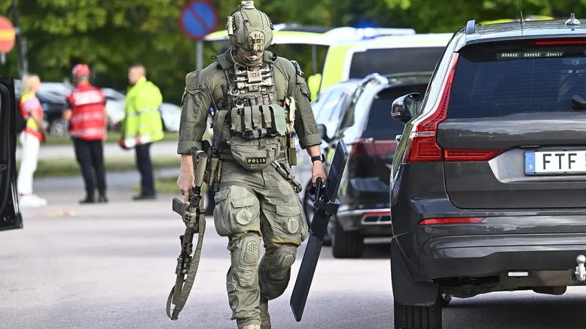 Sulmi me shpatë në shkollën suedeze  arrestohet personi i dytë