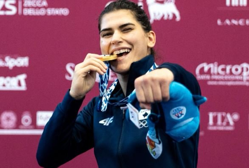 donjeta-sadiku-fiton-medaljen-e-arte-ne-lojerat-mesdhetare-triumfon-ne-finale-ndaj-serbise