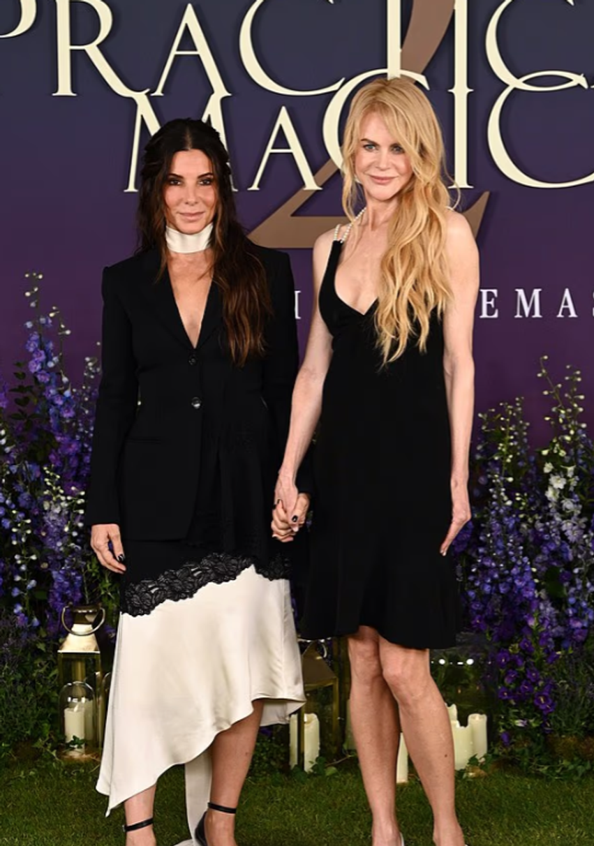 Nicole Kidman dhe Sandra Bullock sjellin magji dhe elegancë misterioze në promovimin e  Practical Magic 2 