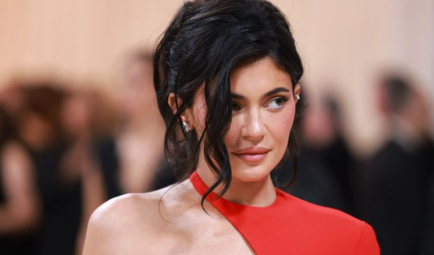  Të hyjë në dhomë para meje   Kylie Jenner nuk  ngopet  nga ndërhyrjet  ja cfarë do të ndryshojë ajo