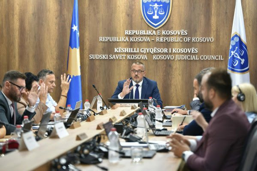 KGJK merr vendim  nuk rikthehen gjyqtarët dhe stafi serb