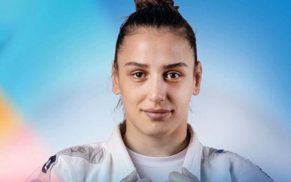 Flaka Loxha nuk shkon në finale, por mbetet në garë për të medalje të bronztë