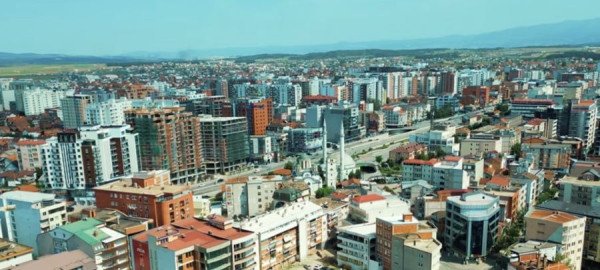 ​Auditimi evidentoi mangësi në menaxhimin e ndërtimeve të larta në Ferizaj
