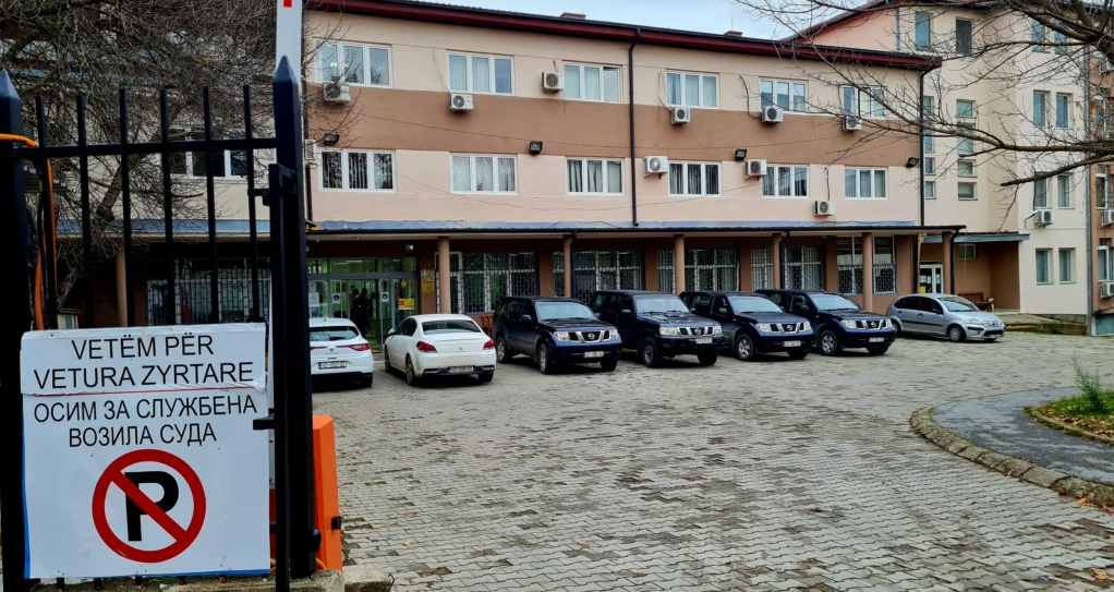 Vendimi i KGJK-së për gjyqtarët serbë, Burjani: Vetëm përmes konkursit