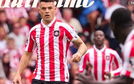 Xhaka me Sunderlandin shijojnë fitoren e parë në edicionin e ri