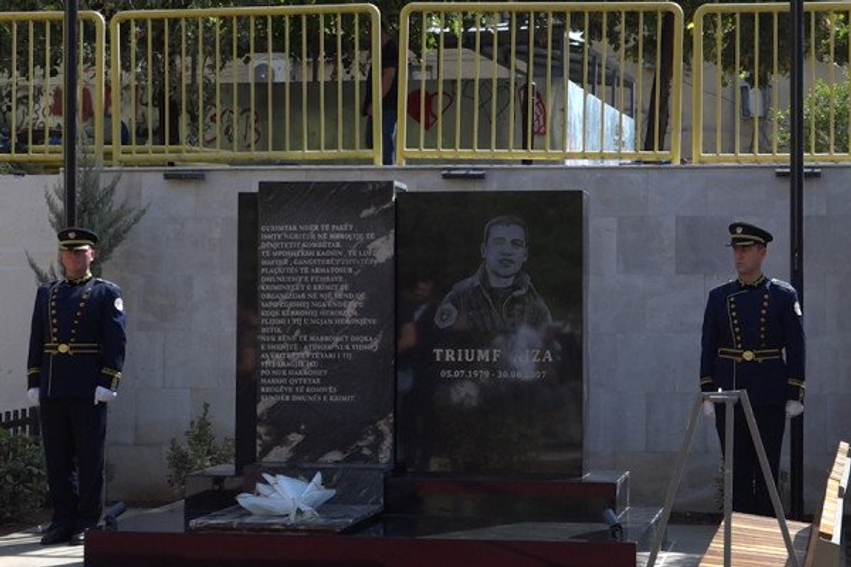 Sveçla  Triumfi ishte mishërim i guximit dhe i vendosmërisë