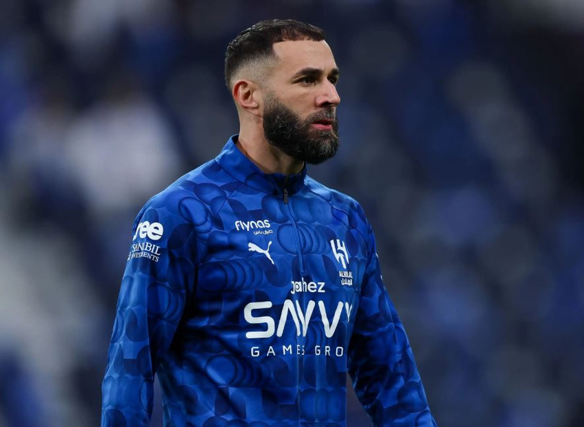 benzema-eshte-zyrtarisht-lojtar-i-lire-sulmuesi-francez-largohet-pas-6-muajsh-nga-ekipi-i-inzagit
