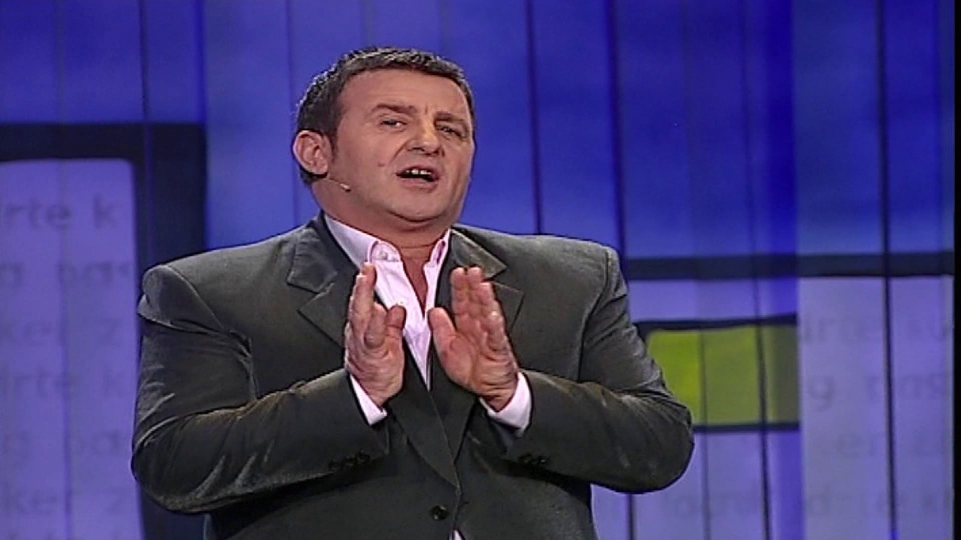 Agron Llakaj rikthehet në Portokalli pas 16 vitesh/ Humoristi merr drejtimin e spektaklit të humorit në Top Channel, premton surpriza