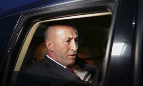 Haradinaj: Viktimat e Mitrovicës u ekzekutuan para syve të forcave ndërkombëtare