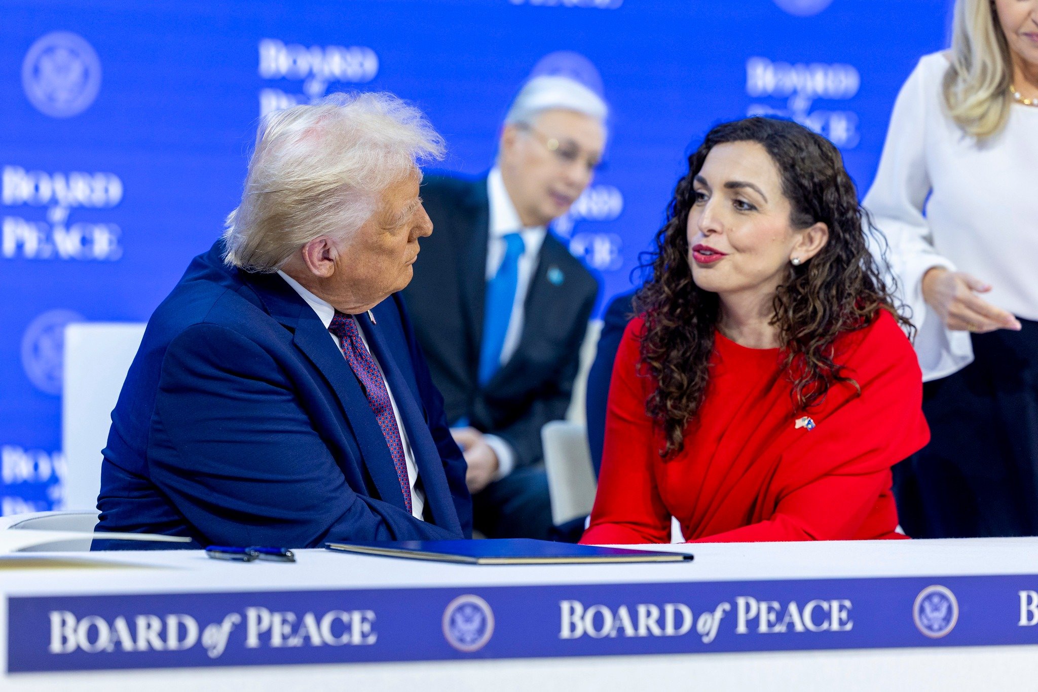 Presidentja Osmani thotë se Trump meriton çmimin Nobel për Paqe