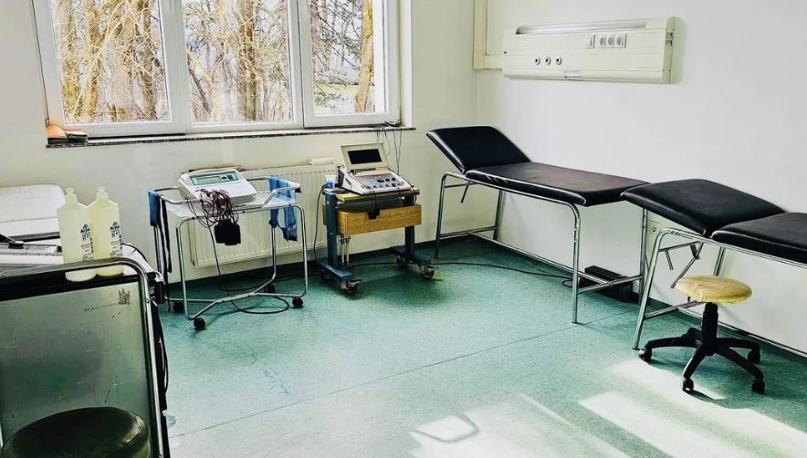 Shërbimi i Mjekësisë Fizikale në Spitalin e Gjakovës me volum të lartë shërbimesh gjatë vitit 2025
