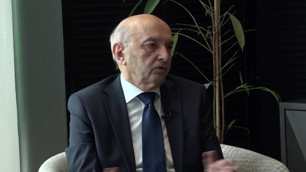 Isa Mustafa flet përsëri për LDK-në, ka këto fjalë për Abdixhikun