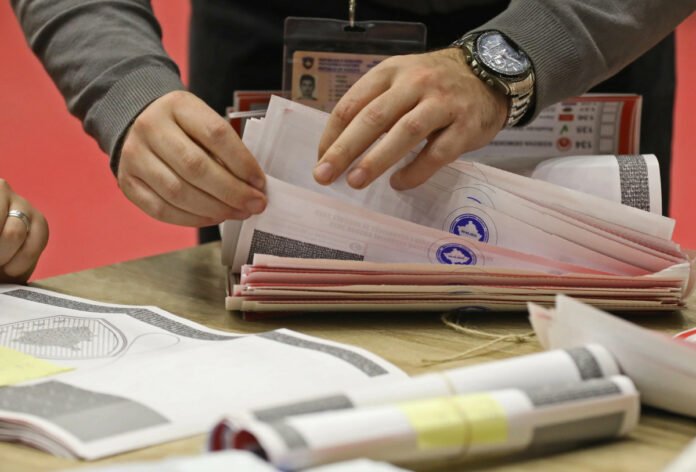 Intervistohen 14 të dyshuar për falsifikim të rezultateve të votimit në Kllokot