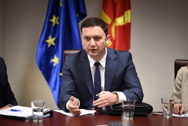 Pas deklaratës së Mickoskit, reagon Osmani: Ministri i drejtësisë të japë dorëheqje, ata të VLEN-it për një kohë të mos shihen askund