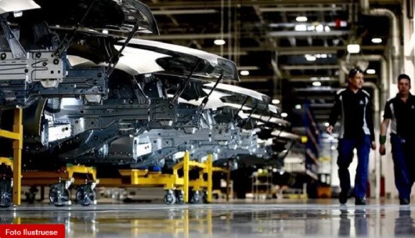 ​Drejtori ekzekutiv i Mercedes: Rritni orët e punës, ndryshe kapitali ikën nga Gjermania