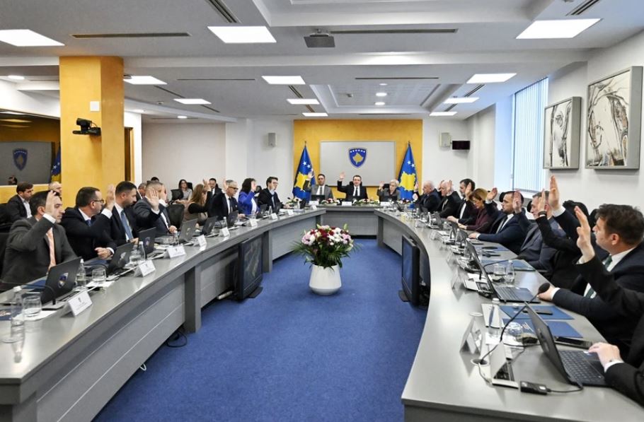 Mbledhja e parë e Qeverisë Kurti 3 - të gjitha vendimet