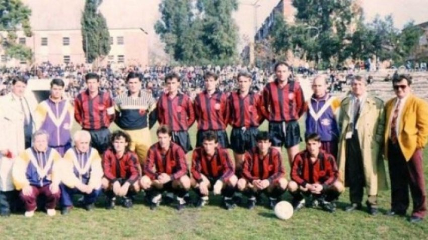 Sot 33 vite nga ndeshja historike Shqipëria – Kosova! Rreziku ishte i madh, selektori Ajet Shosholli shkoi në Tiranë me këta trima 