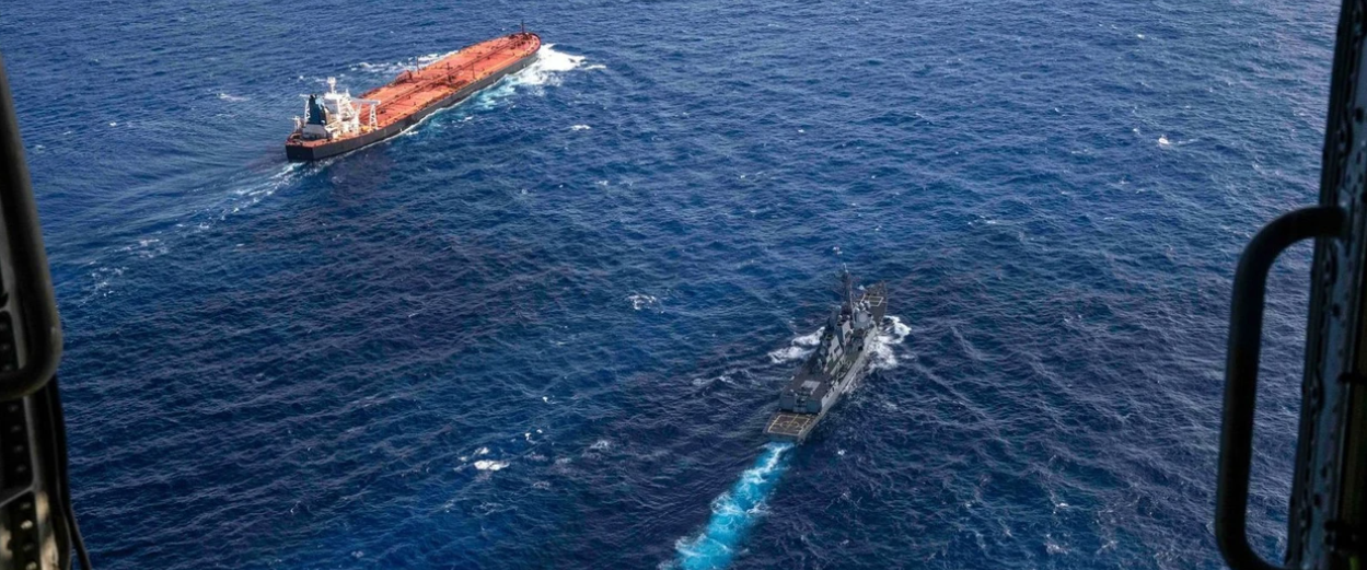 Forcat amerikane hipin në një tanker nafte të sanksionuar të lidhur me Venezuelën në Oqeanin Indian