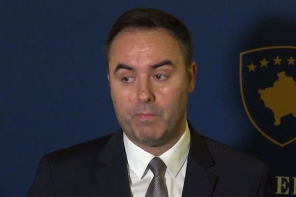 ​Konjufca nga Haga: Nuk mund ta quash UÇK-në ndërmarrje të përbashkët kriminale