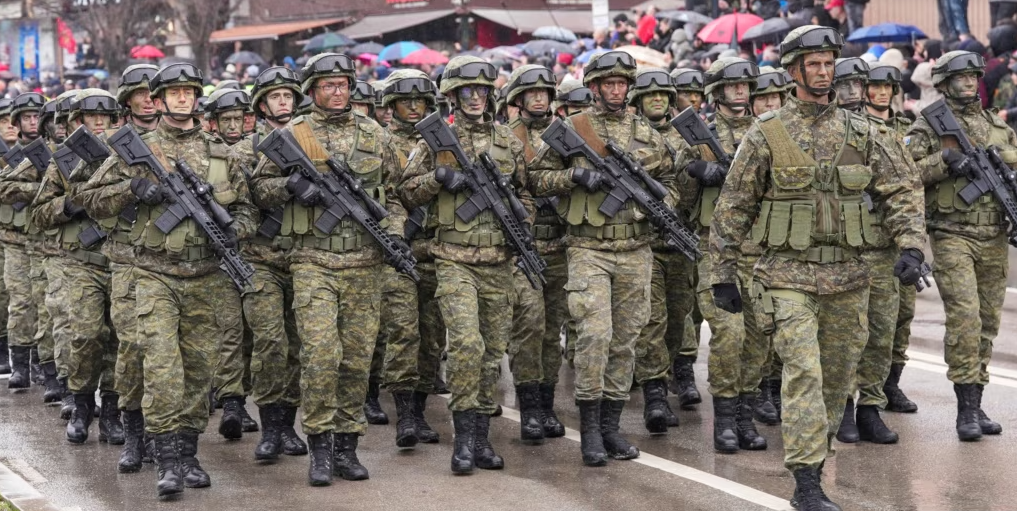 FSK-ja dhe Policia demonstrojnë kapacitetet në 18-vjetorin e pavarësisë