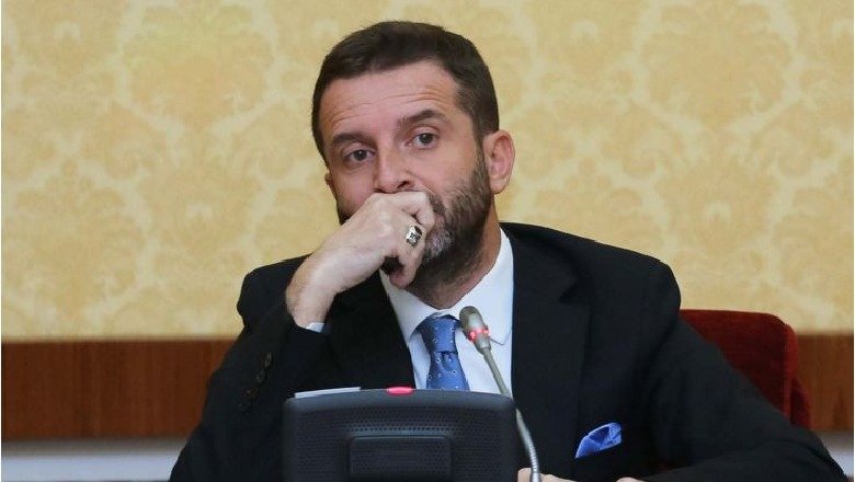 “Nuk japin informacion!”, Braçe paralajmëron padi penale ndaj Tatimeve: Tejkaluan çdo afat!
