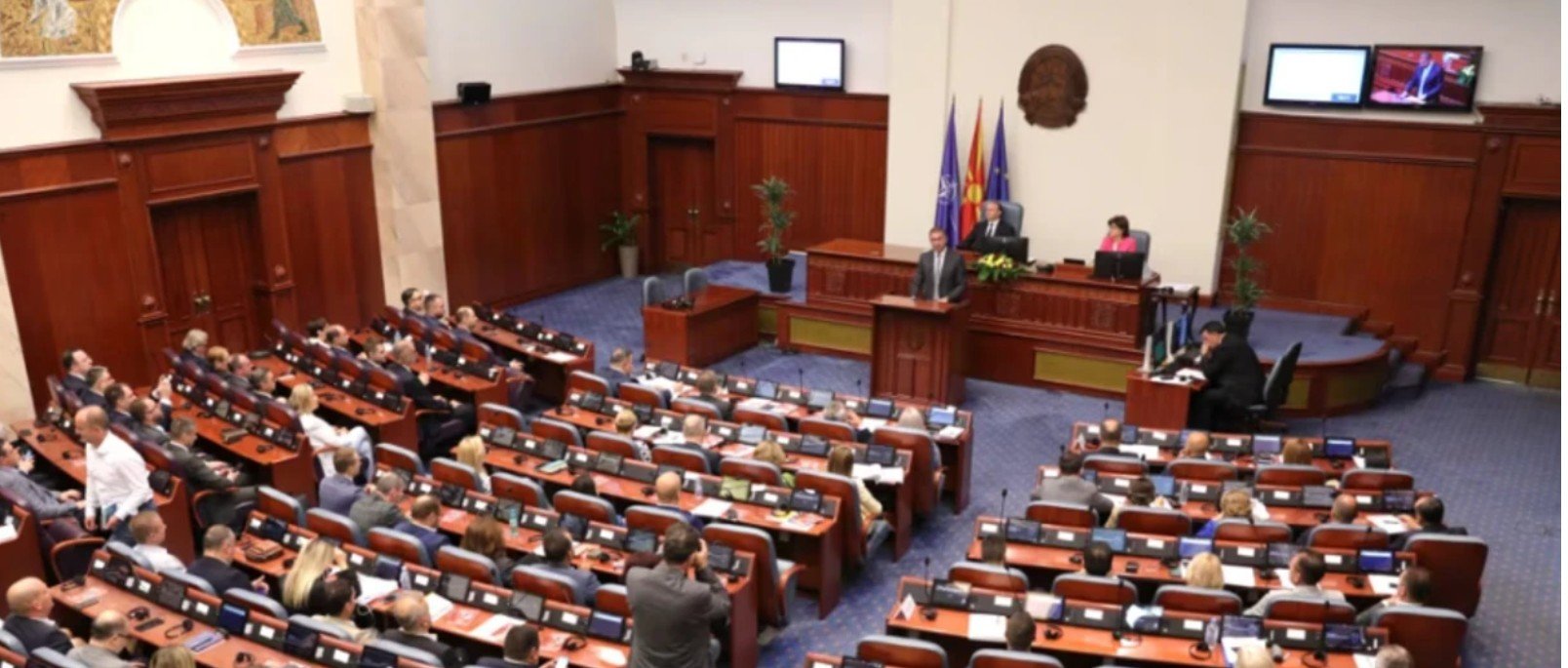 Në Kuvend sot do të debatohet për propozim ligjet për objektet pa leje dhe pagën minimale