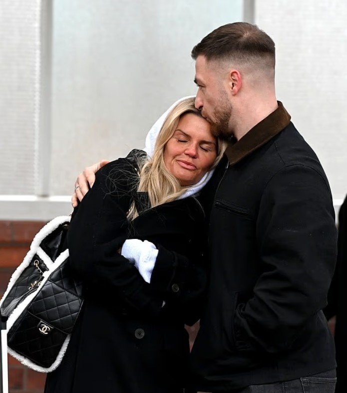 A do të shkojnë në dasmë? Kerry Katona dhe partneri i saj në qendër të vëmendjes pas deklaratave të Katie Price