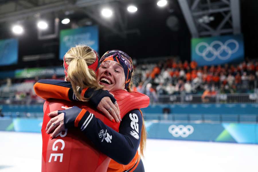 Rijpma de Jong fiton medaljen e artë në garën e 1500 metrave 