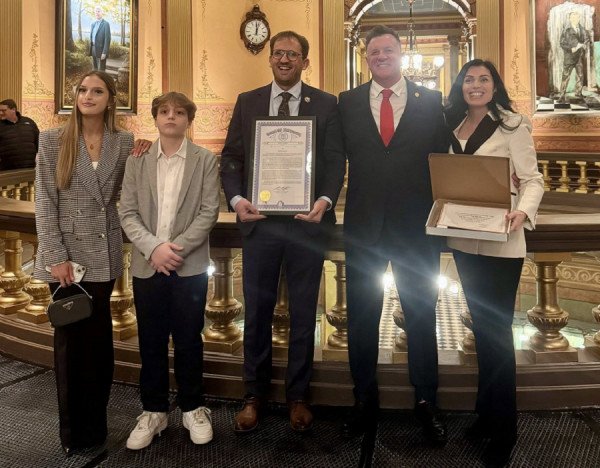 ​Çmimi më i lartë zyrtar nga Shteti i Michigan-it për Berat Gegaj