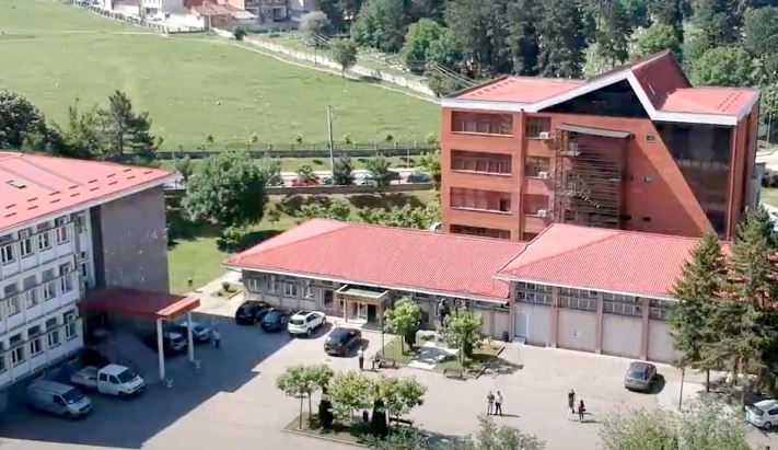 Universiteti i Prizrenit “Ukshin Hoti” merr akreditim 5-vjeçar me vlerësim maksimal