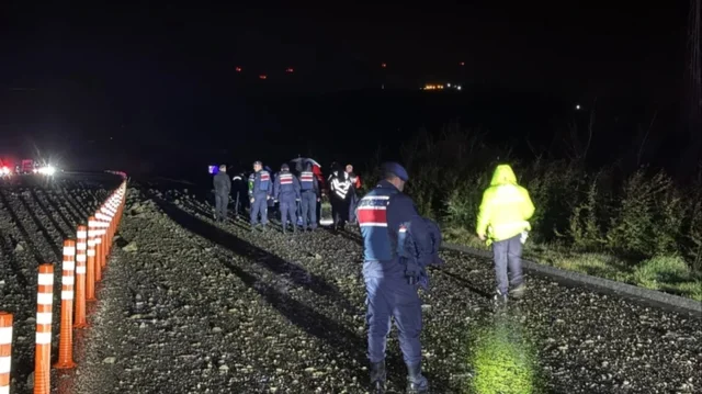 Avioni i forcave turke rrëzohet në Balikesir, ndërron jetë piloti