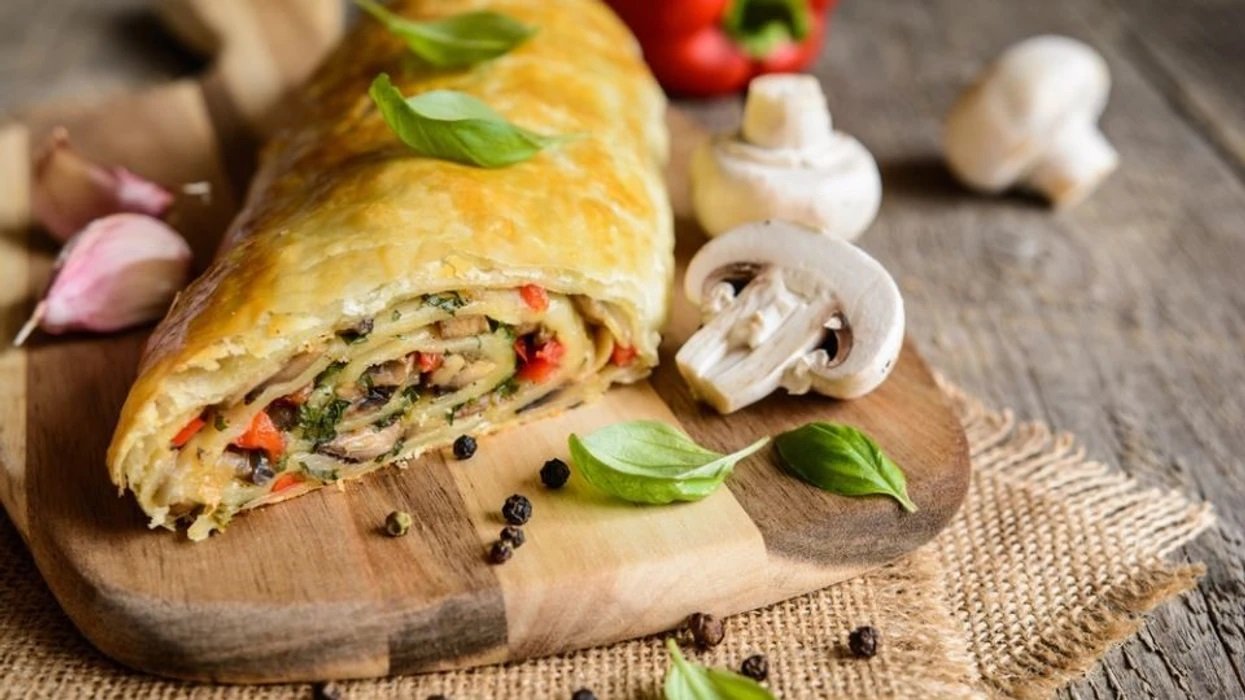 Pite me spec të pjekur: Një pjatë që adhurohet nga të gjithë