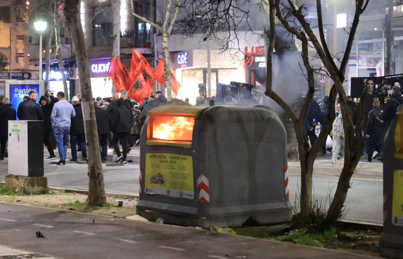 Protesta e opozitës, reagon Balla: Partia që lindi nga idealet e dhjetorit ‘90, ka përfunduar të ketë ideal djegien e kazanëve