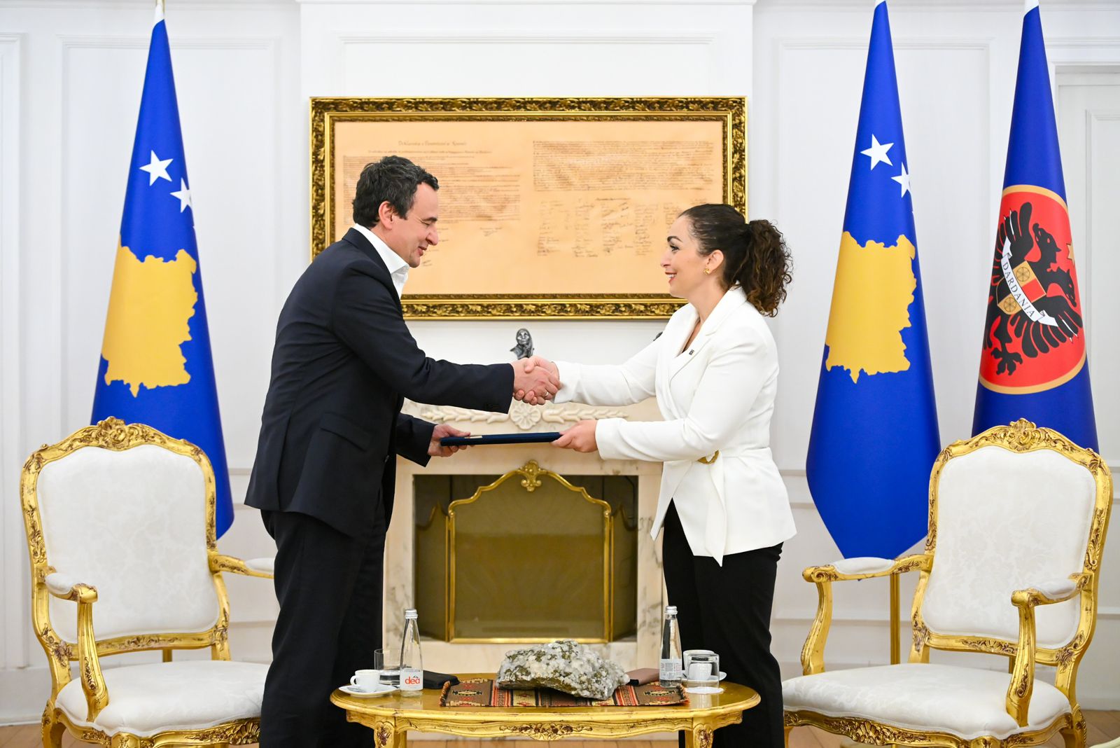  “Po e preke Kosovën, e preke Amerikën”- Thirrja e Shalës: Osmani presidente, Kurti të vazhdojë forcimin e sovranitetit