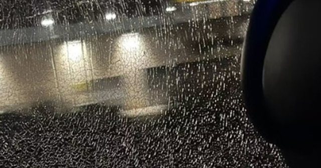 Autobusi i Valencias shkatërrohet nga tifozët e zhgënjyer…