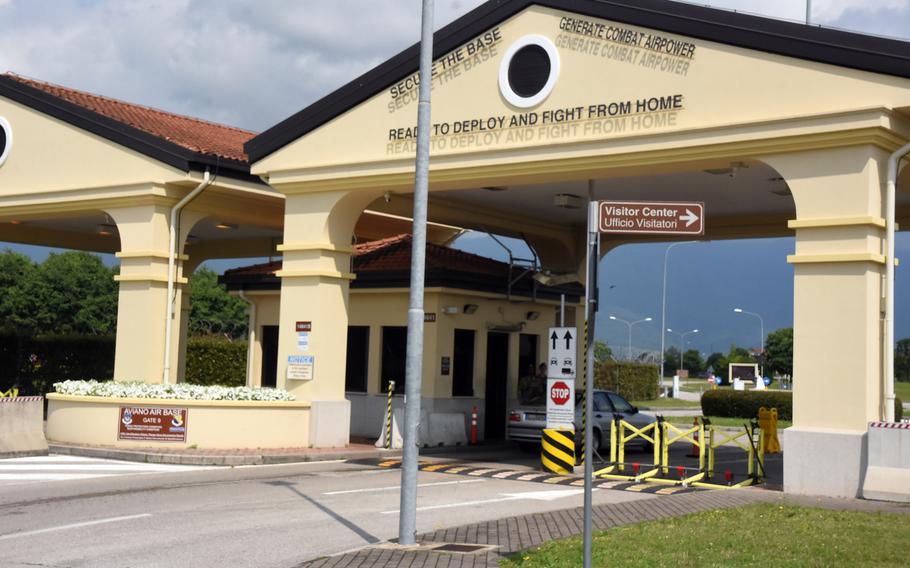 Itali: Plagoset një ushtar amerikan, ishte i shoqëruar nga një 37-vjeçare shqiptare
