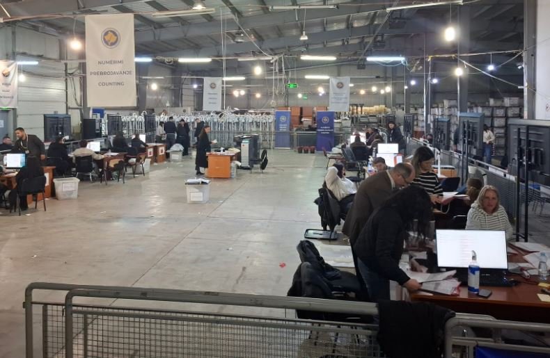 Nata vendimtare në QNR: Numërimi i votave me postë në fazën finale