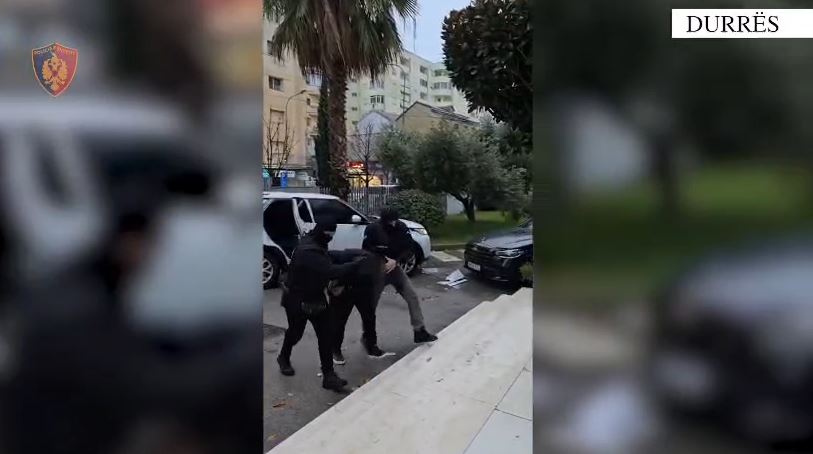 Në kërkim për “Prodhim dhe shitje të narkotikëve”, arrestohet 45-vjeçari në Durrës