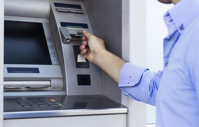 Graçanicë: Dyshohet se mori 100 euro fals nga bankomati