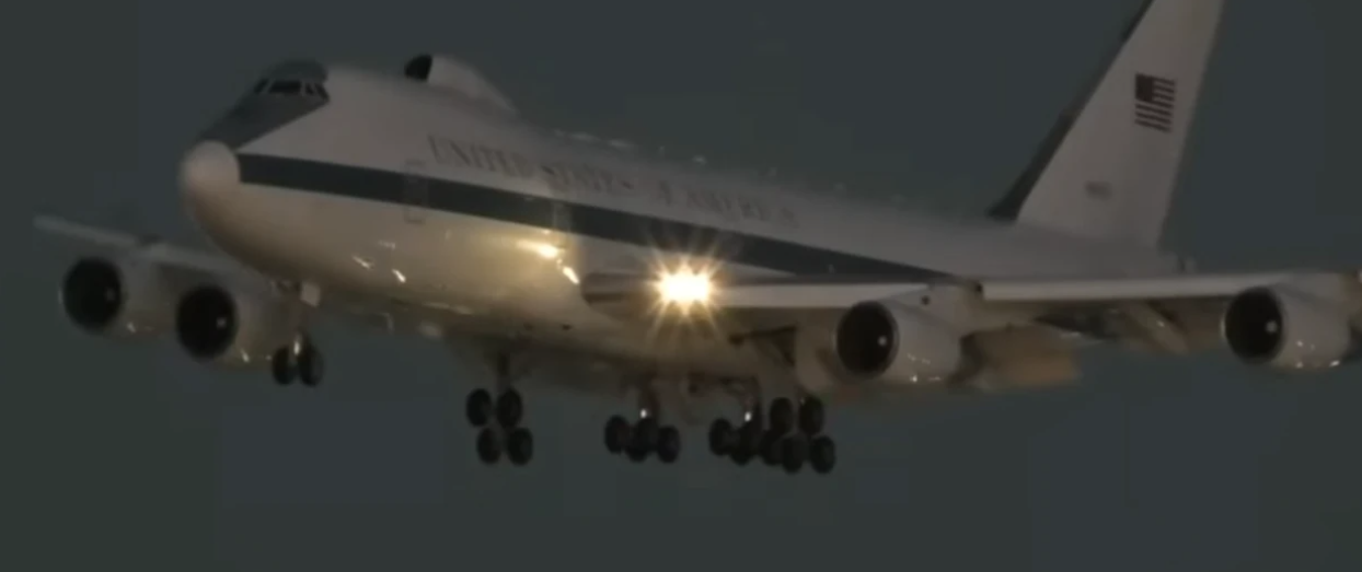 Aeroplani i emergjencës bërthamore fluturon mbi SHBA, ndez teori e shqetësime