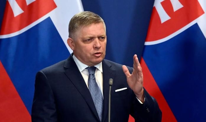 Kryeministri Fico: Sllovakia do të nënshkruajë një marrëveshje bashkëpunimi për energjinë bërthamore me SHBA-në