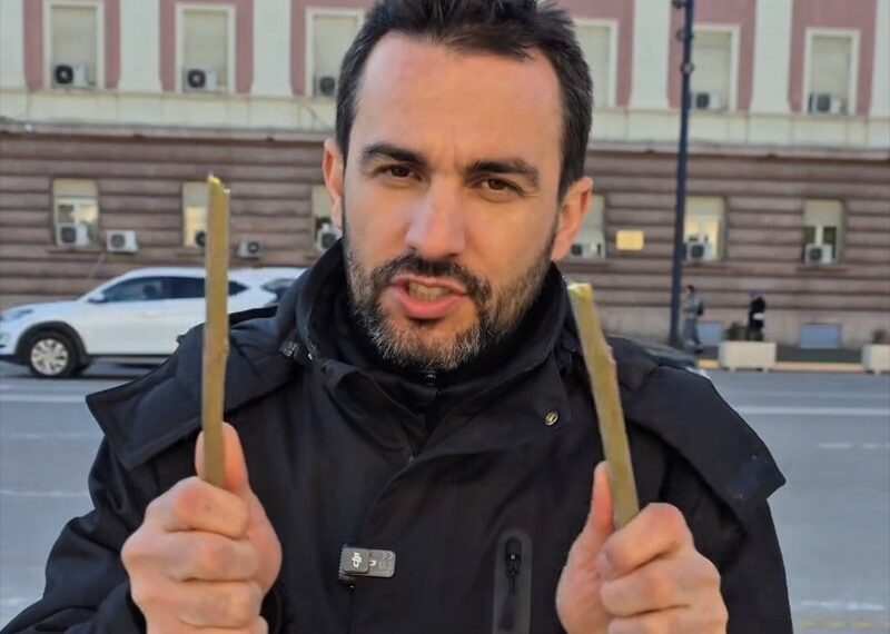Adriatik Lapaj del me shkopinj në duar: Kështu do e thyej Edi Ramën…
