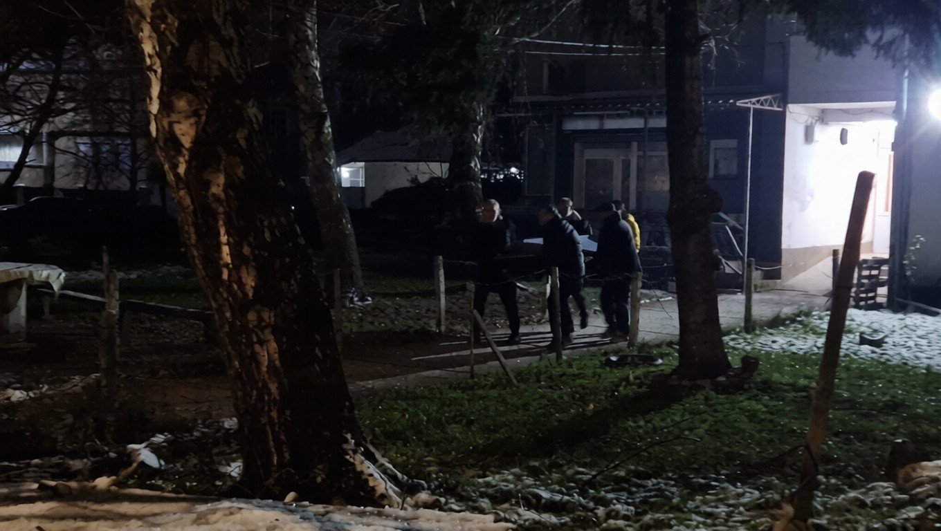 Një viktimë nga zjarri në një banesë në Tetovë