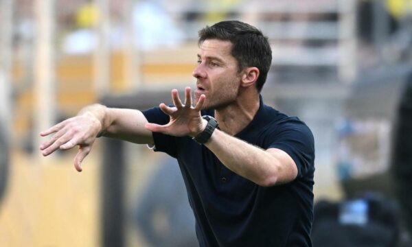 Te Reali nuk ka kohë: Xabi Alonso e lë të hapur garën për La Liga dhe Champions