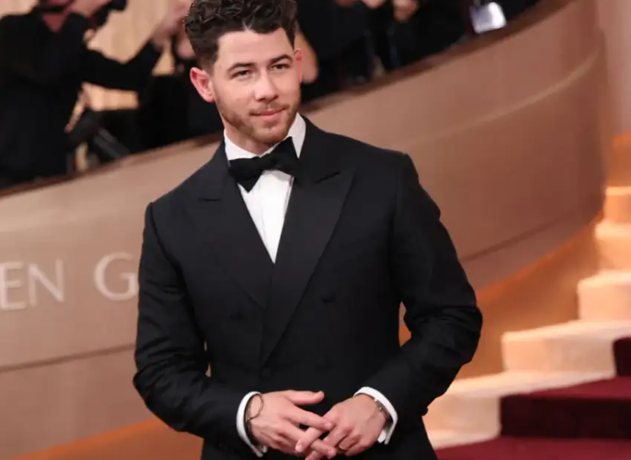 Stres? Nick Jonas u largua për një çast nga Golden Globes: Ishte si një grusht në stomak