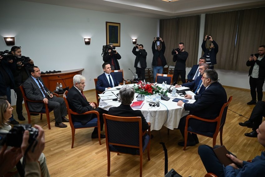 Takimi i liderëve/ Mehazi zbulon planin për pushtet, përmend mundësinë e zgjedhjeve të parakohshme