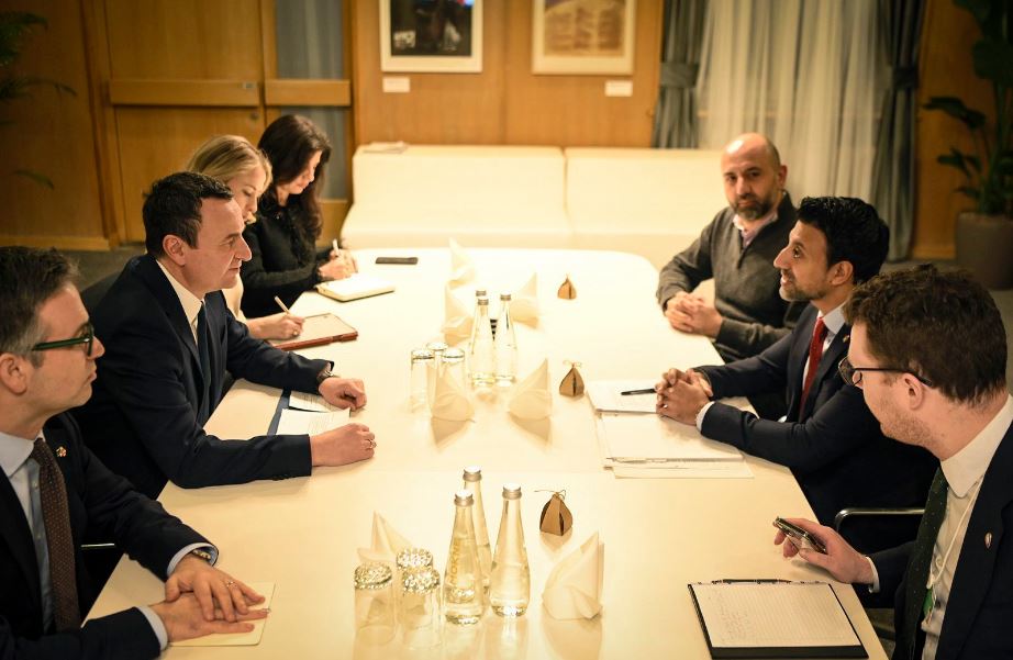 Kurti takon në Davos ministrin e tregtisë së Kanadasë, tregon për çka u pajtuan 