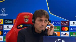 Antonio Conte nuk i kursen fjalët