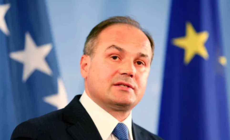 Enver Hoxhaj në Davos, po merr pjesë në Forumin Ekonomik Botëror