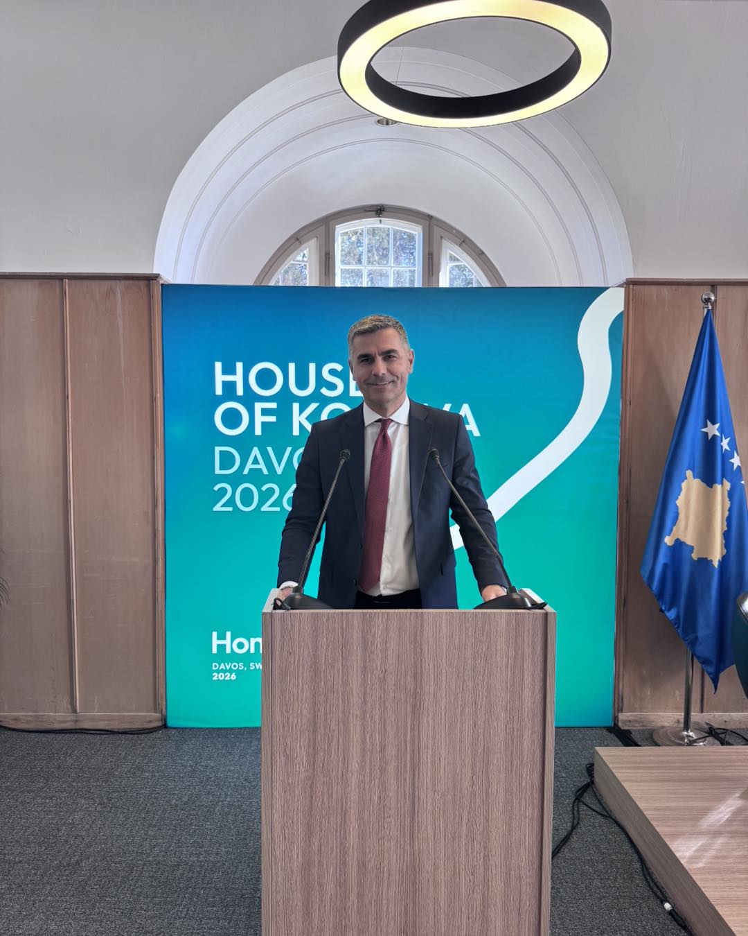 Xhafer Tahiri nga Davosi: Bashkëpunimi global në interes të Kosovës dhe rajonit